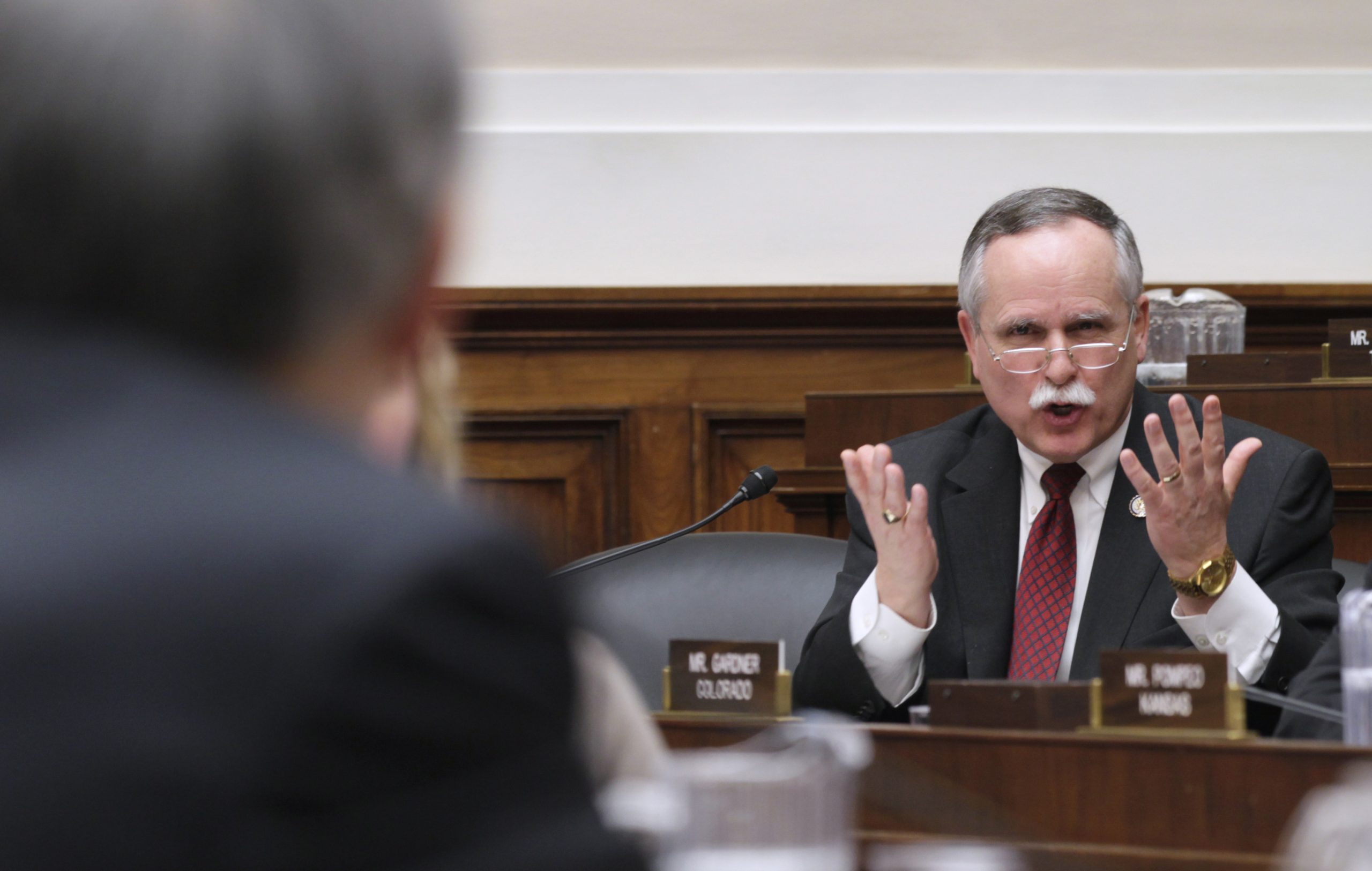 Ethics panel rebukes GOP lawmaker for not changing the name of his former company