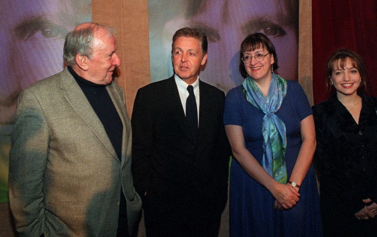   FILE - In this Thursday, April 27, 2000 file photo Paul McCartney, second left, speaks with composers Sir Richard Rodney Bennett, left, Roxanna Panufnik, second right, and Judith Bingham before a benefit dinner for the Garland Appeal in New York. Sir Richard Rodney Bennett, a British composer, pianist and arranger who was nominated three times for Academy Awards, has died in New York City at age 76. His publisher Novello & Co. said in a statement Friday Dec. 28, 2012 that Bennett died on Dec. 24 following a brief illness. (AP Photo/Stephen Chernin, file)  