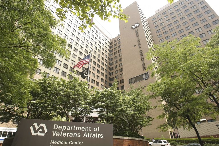 A flag waves in front of the Veterans Affairs Medical Center on May 29, 2009 in New York City. (Photo by Michael Loccisano/Getty Images)