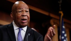 Top Democrat threatens subpoena over Kushner security clearance