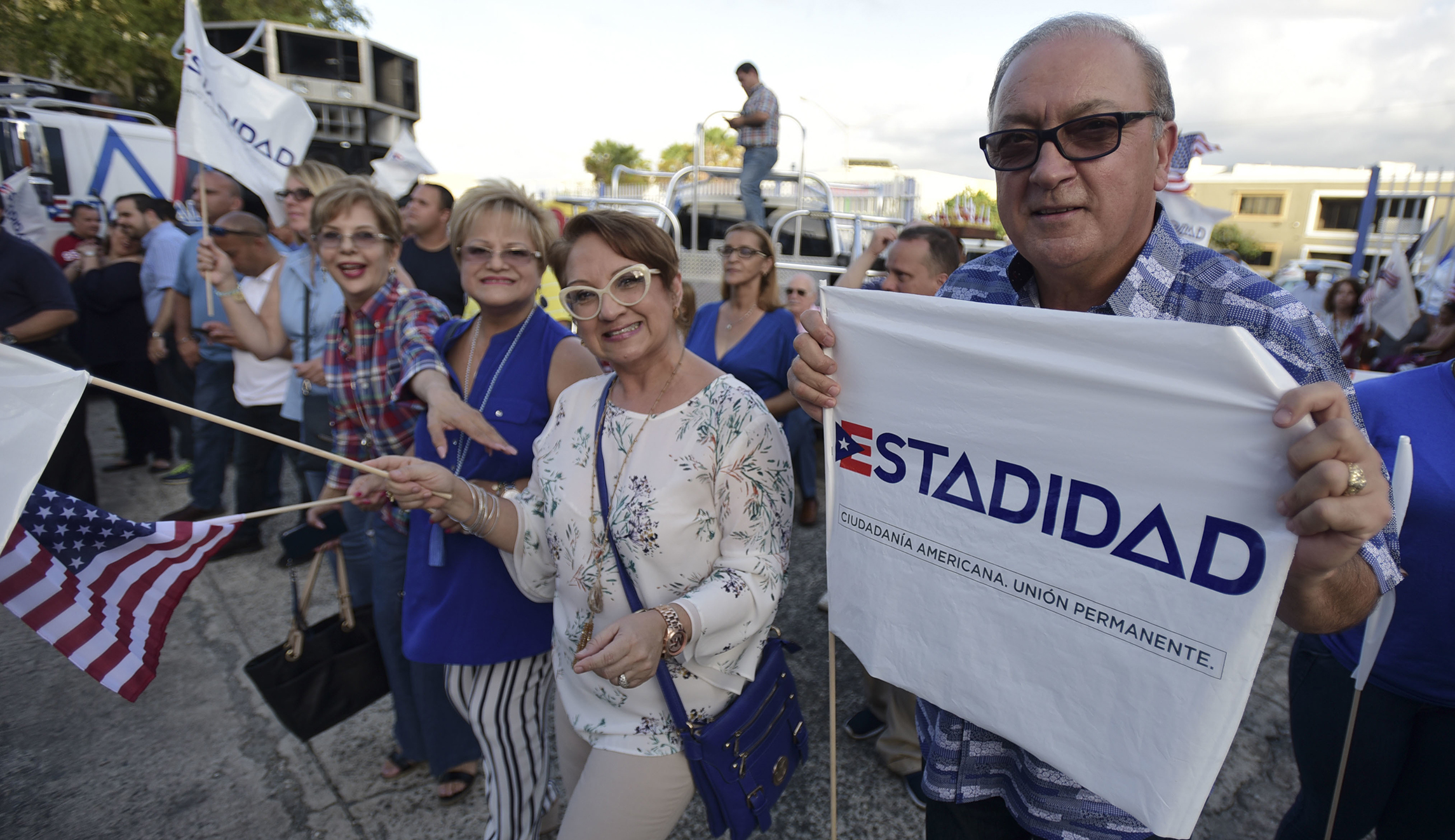 Puerto Rico demands statehood, introduces shadow lawmakers to Congress