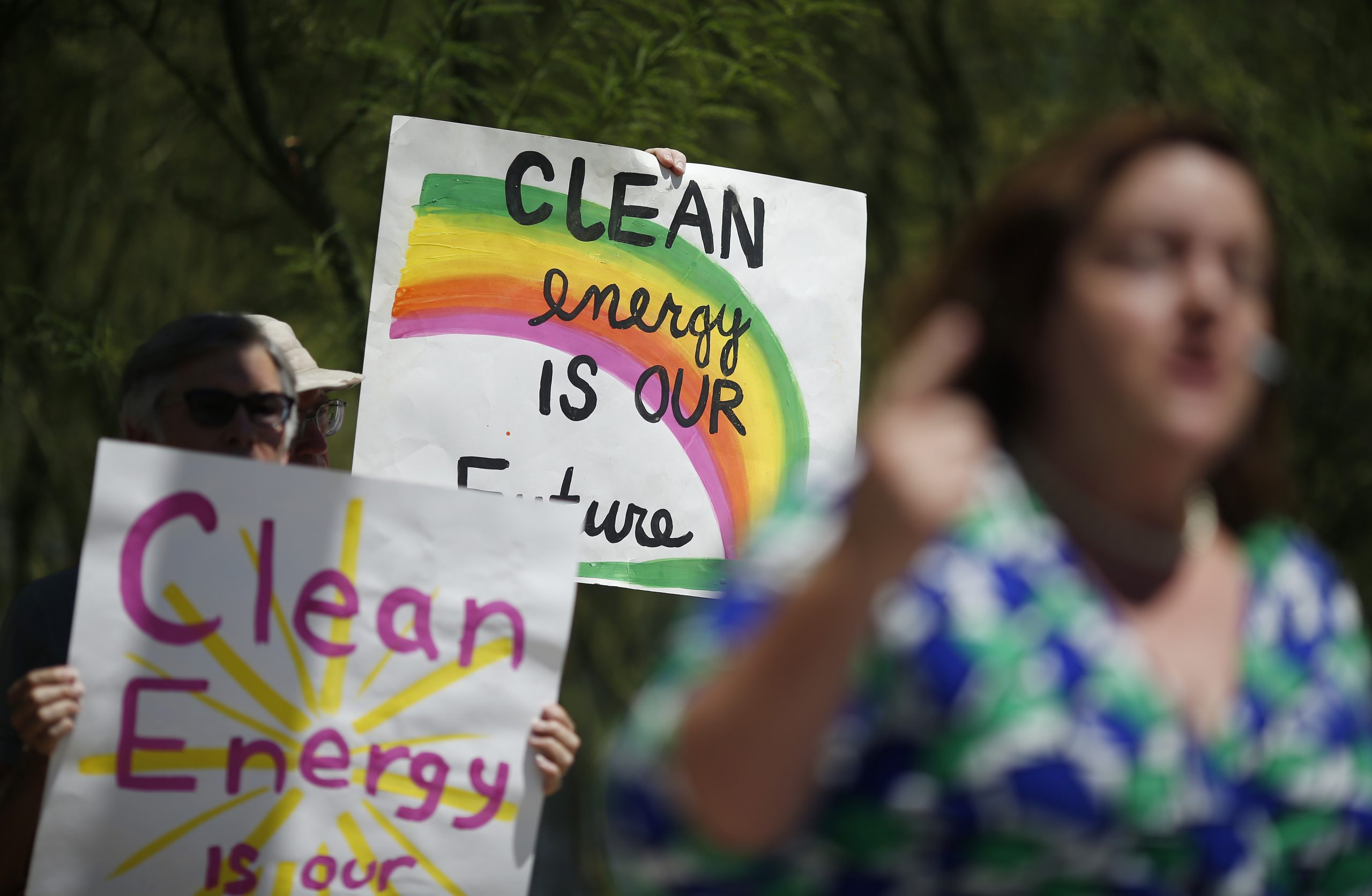Green group pushes poll showing support for EPA climate rules
