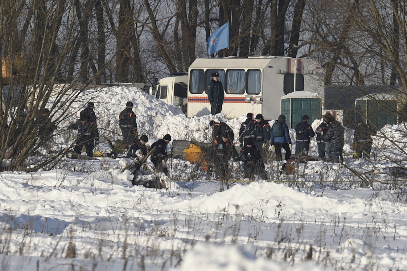 Fact Check: Did ‘Two Russian Citizens Set to Testify Against Hillary Clinton’ Die in the Moscow Plane Crash?