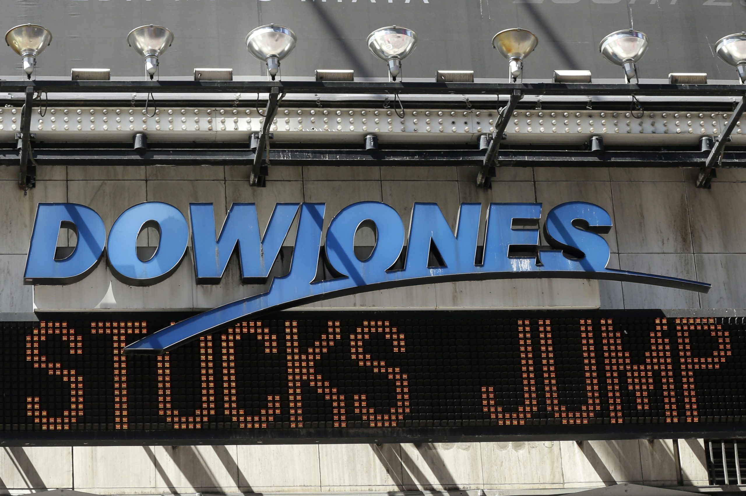 Dow Jones hit by hackers