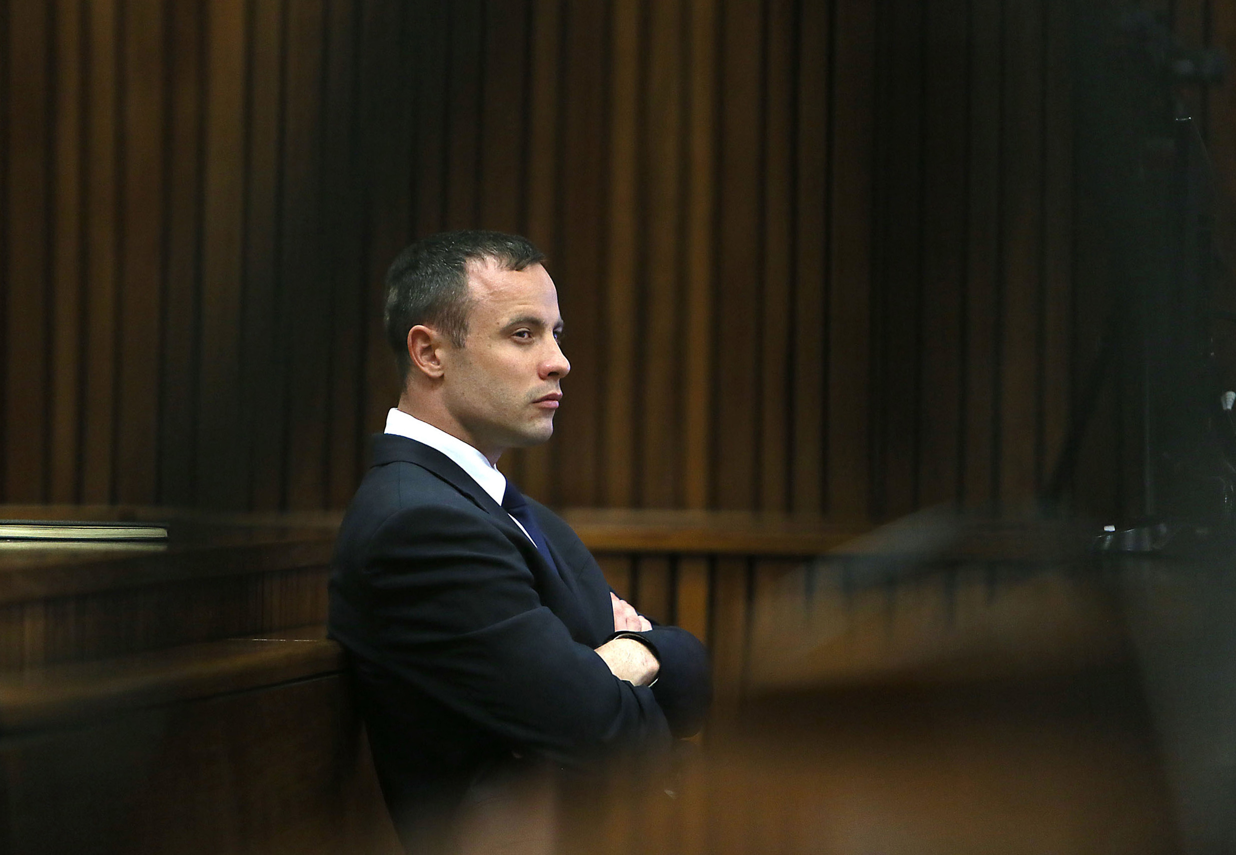 Defense gets its turn in Pistorius murder trial