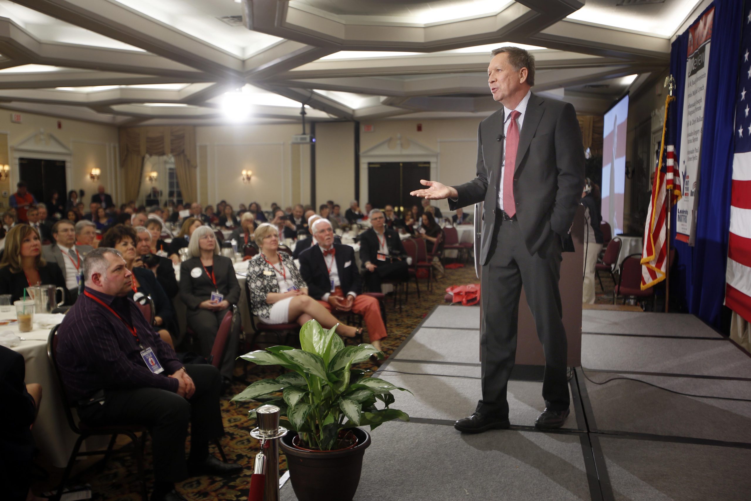 Is John Kasich resurrecting the straight-talk express?