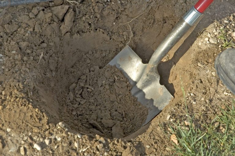 Conservatives have found themselves in a hole, and have kept on digging instead of climbing out. (Photo: Thinkstock)