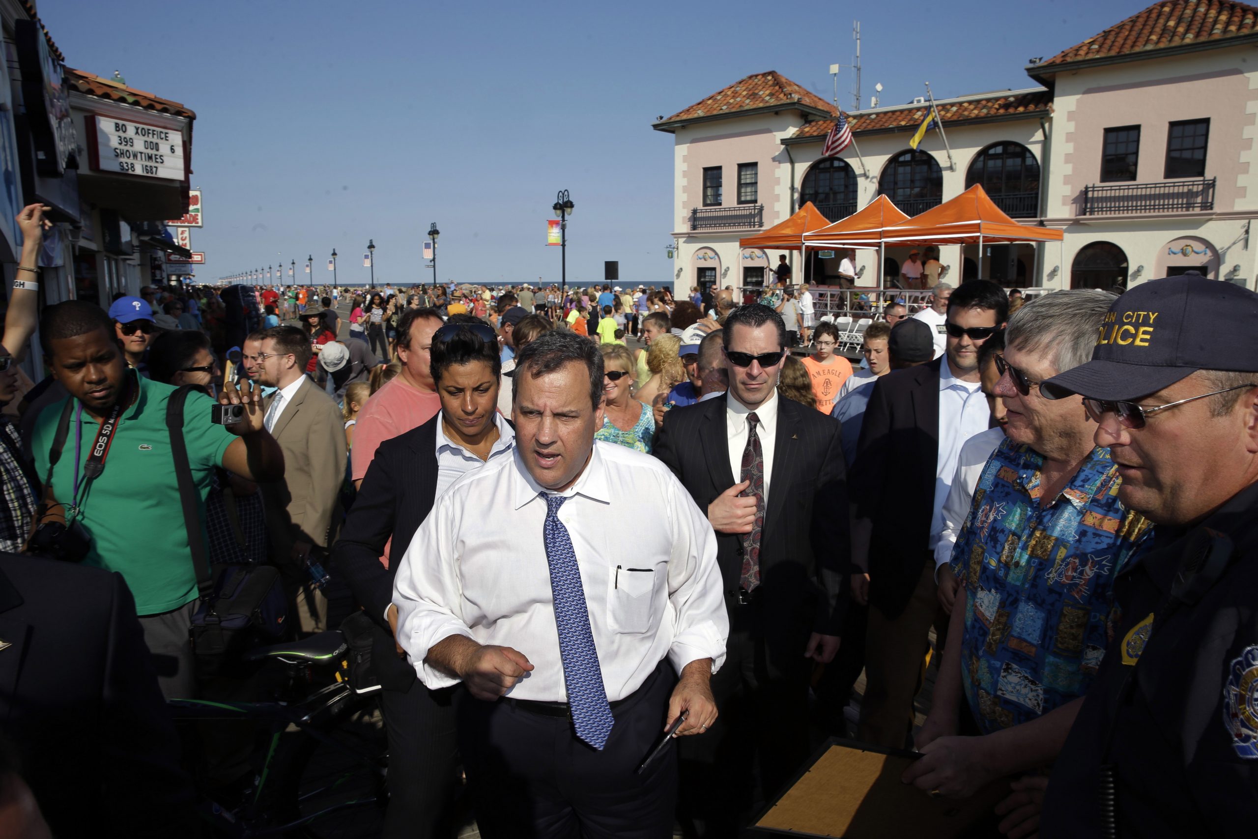 Christie tests overseas diplomacy with Mexico trip