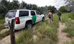 Pentagon to deploy 320 more troops to US-Mexico border