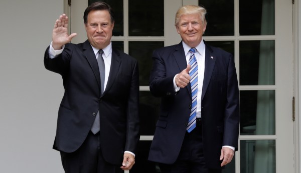 Trump welcomes president of Panama to White House