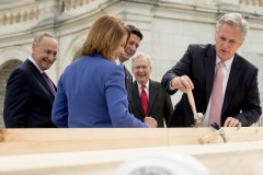 House speaker hopefuls Kevin McCarthy and Nancy Pelosi trade tweet blows over Twitter censorship