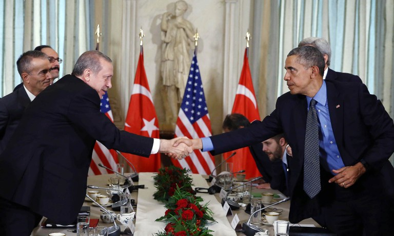 President Obama will meet with Turkish President Recep Tayyip Erdogan on the sidelines of the G-20 summit in China next week. (AP Photo/Yasin Bulbul, Presidential Press Service, Pool)