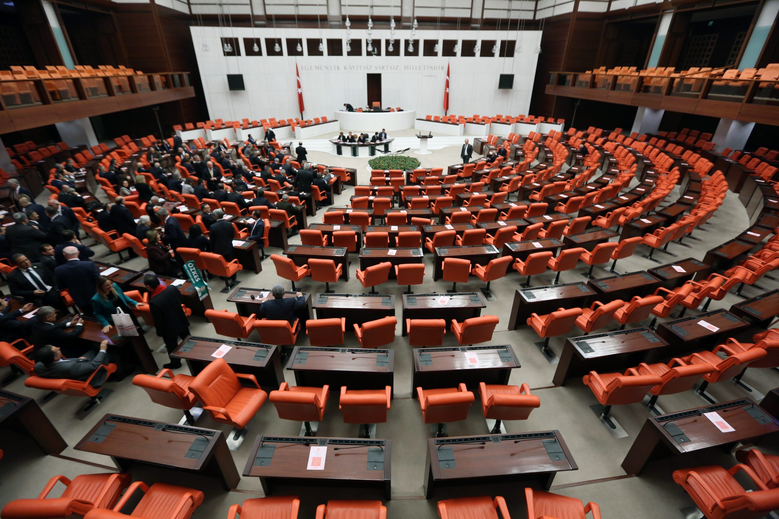 Turkish ruling party blocks airing of graft claims