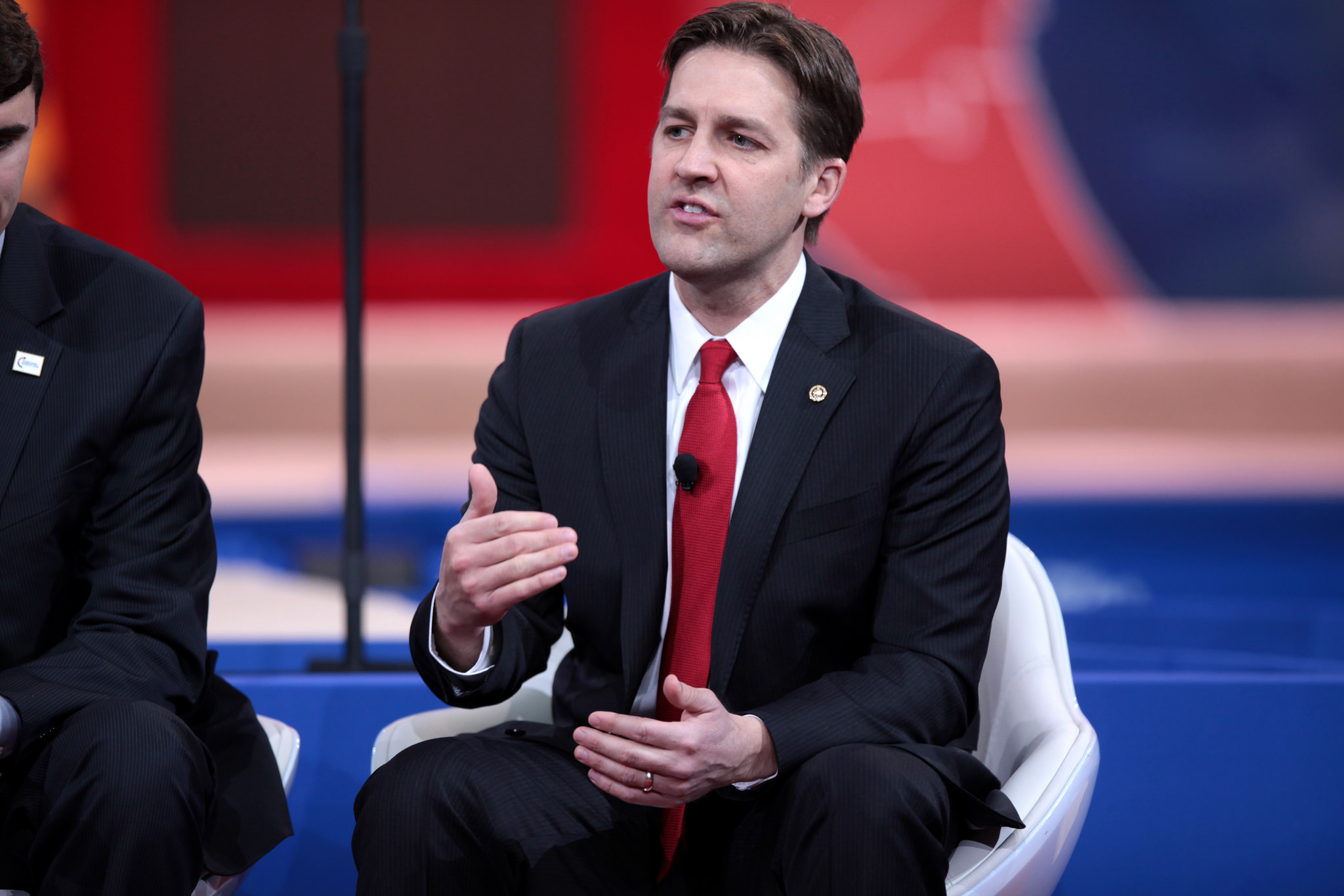 Senator Ben Sasse Confronts Sean Hannity Over Donald Trump