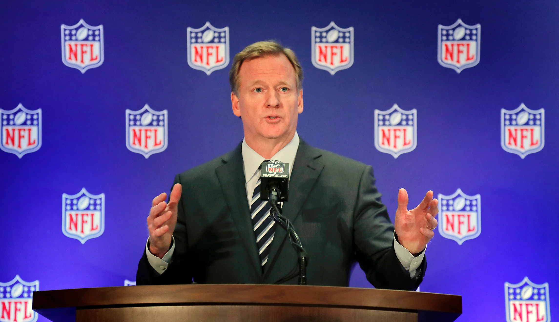 NFL players to have option of wearing helmet decals to honor victims of police brutality: Report