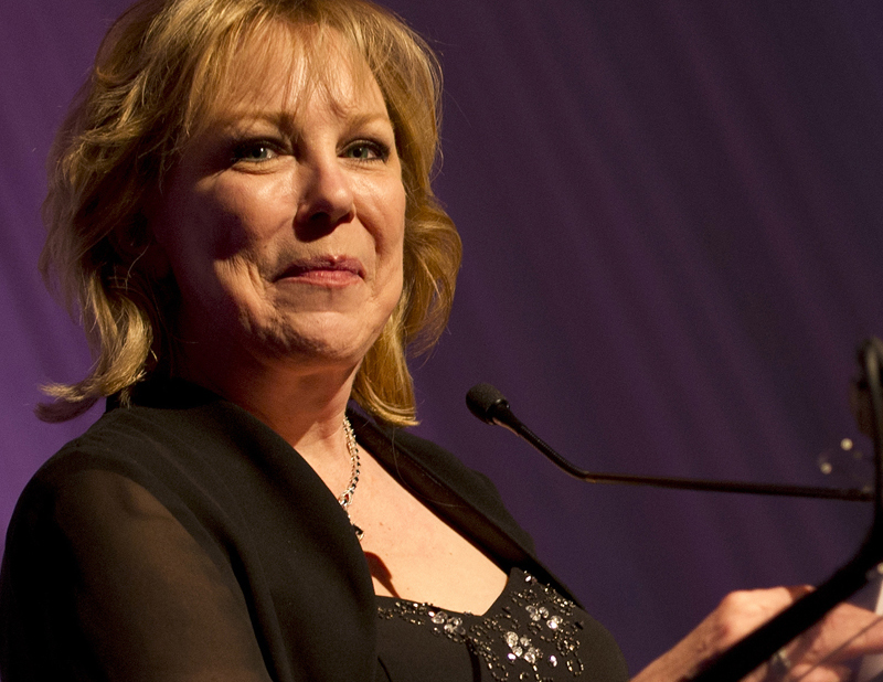 Just like Ike? Eisenhower granddaughter backs Fiorina