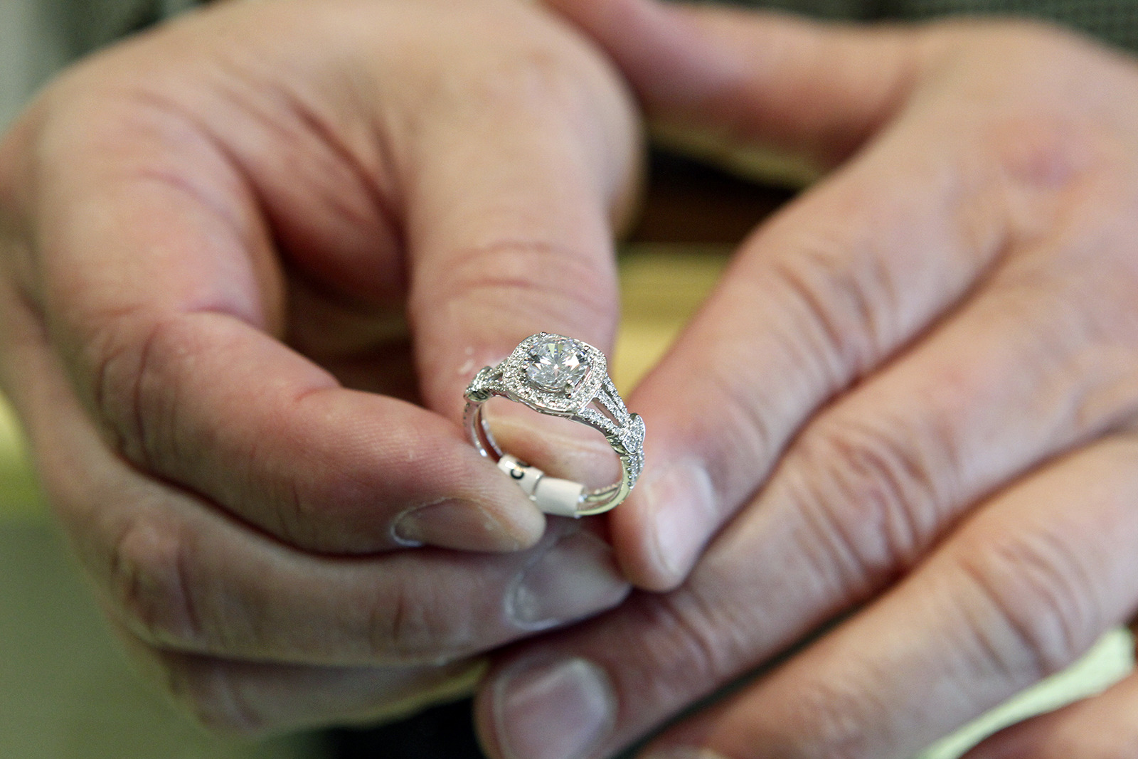 If you’re dating, make marriage your New Year’s resolution