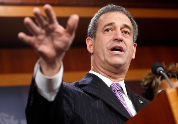Is Russ Feingold eyeing Walker recall campaign?