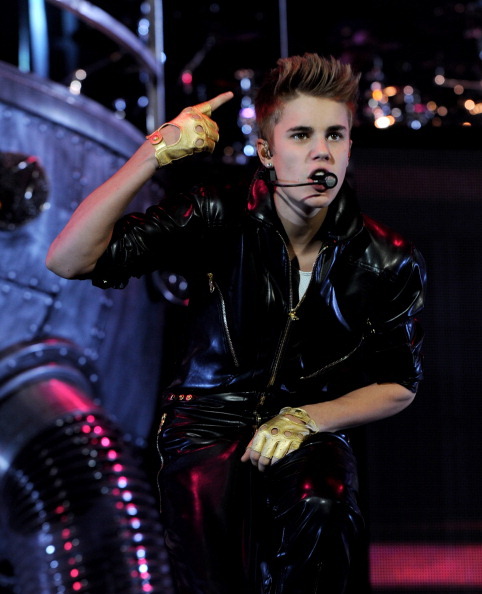 LOS ANGELES, CA - OCTOBER 02:  Singer Justin Bieber performs during his 