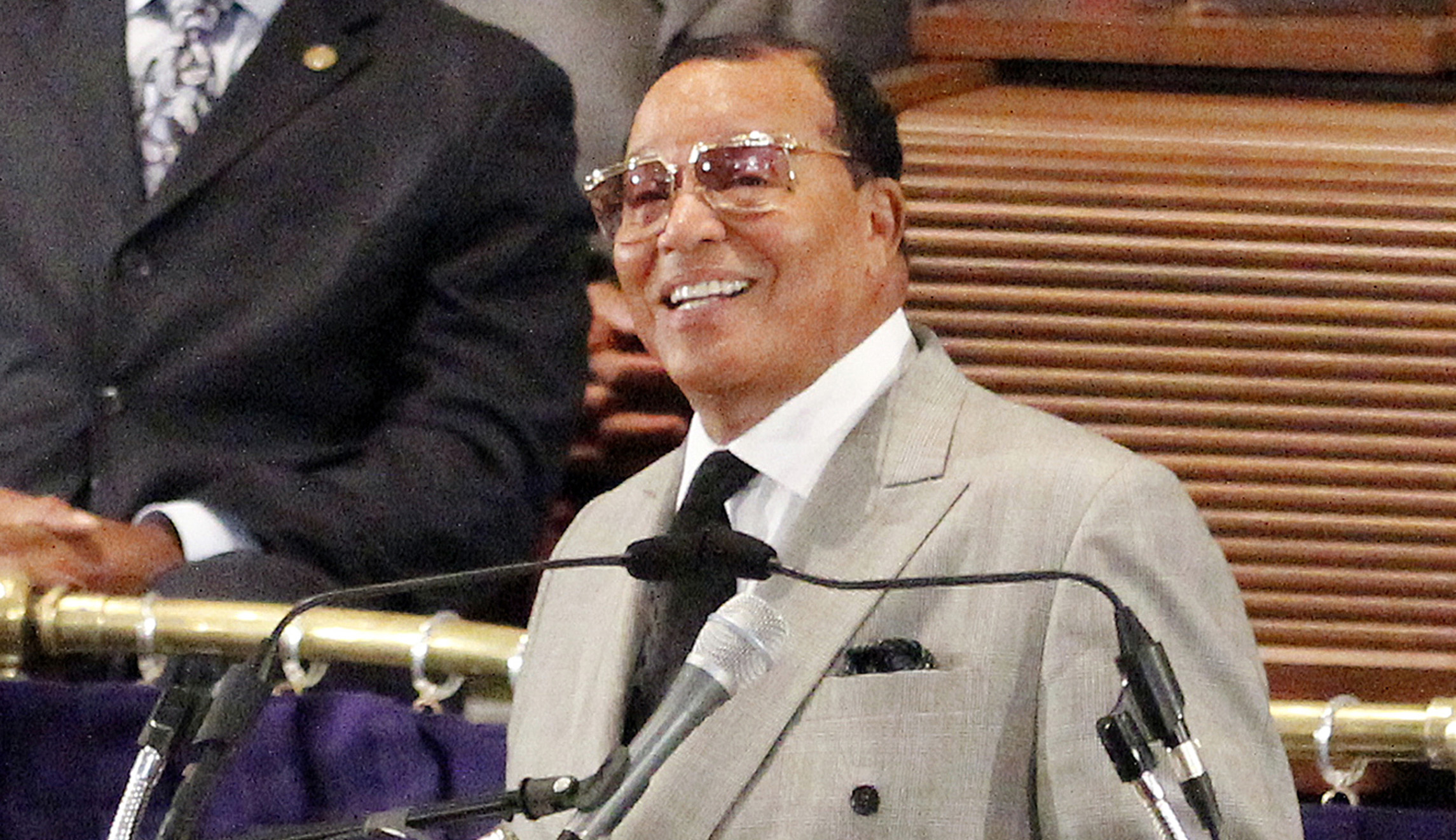 Republicans call on DNC to explain ties to Louis Farrakhan