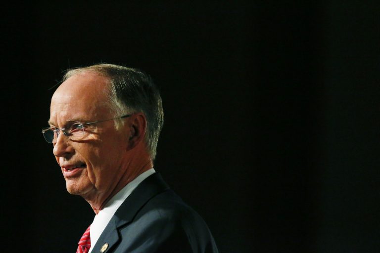 A 131-page report investigating the impeachment charges against Alabama's governor, Robert Bentley, states that if the Republican 