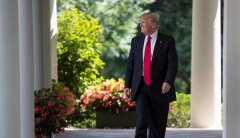 Trump dining with Sean Hannity and former Fox News executive Bill Shine: Report