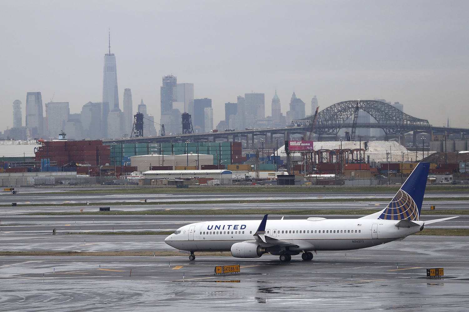 Why the infamous United passenger should have followed the police’s orders