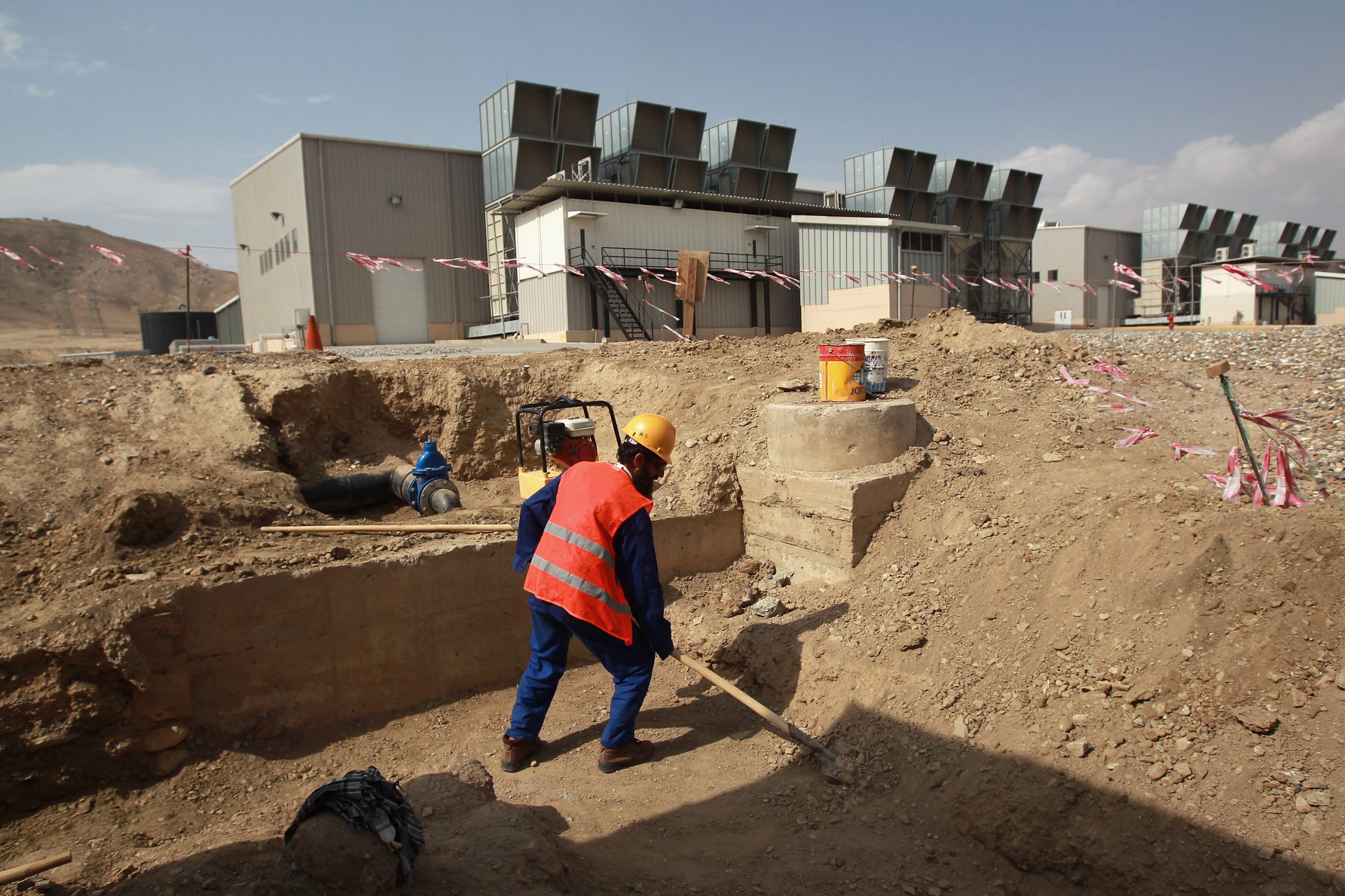 U.S.-funded facilities barely working in Afghan camp, so feds build more