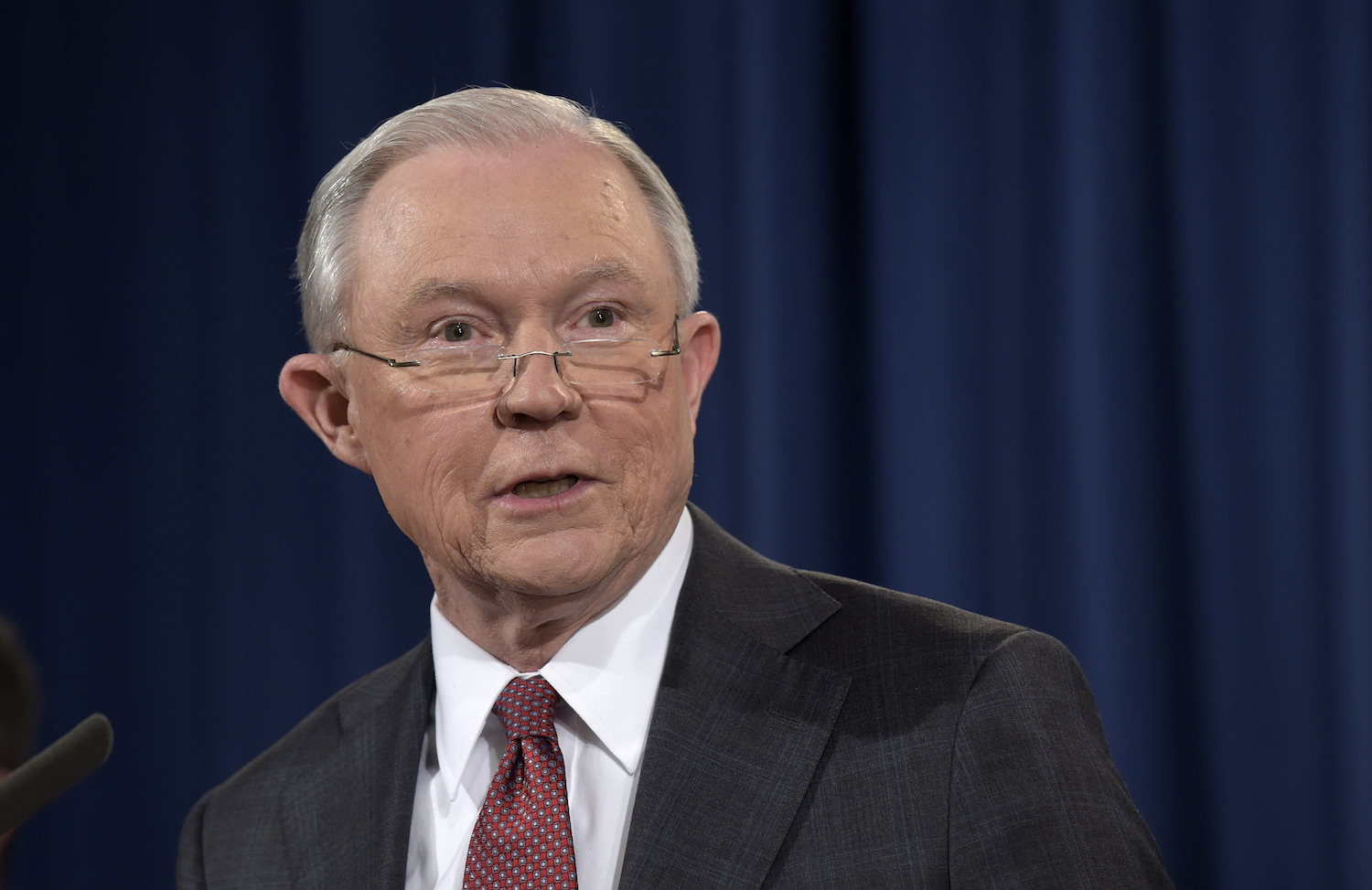 Jeff Sessions asks Obama’s holdover US attorneys to resign