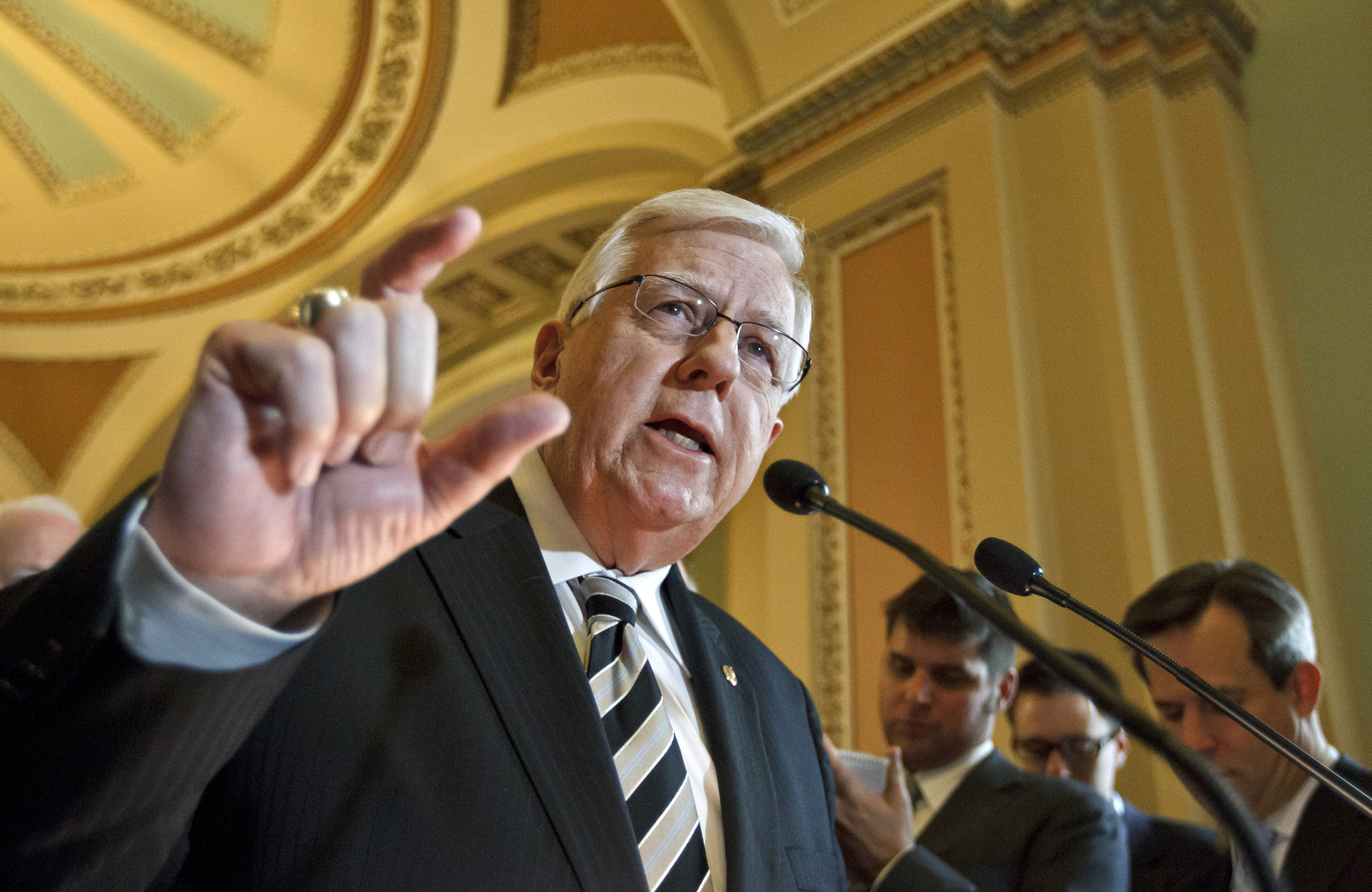 Return to supercommittee mulled in Senate