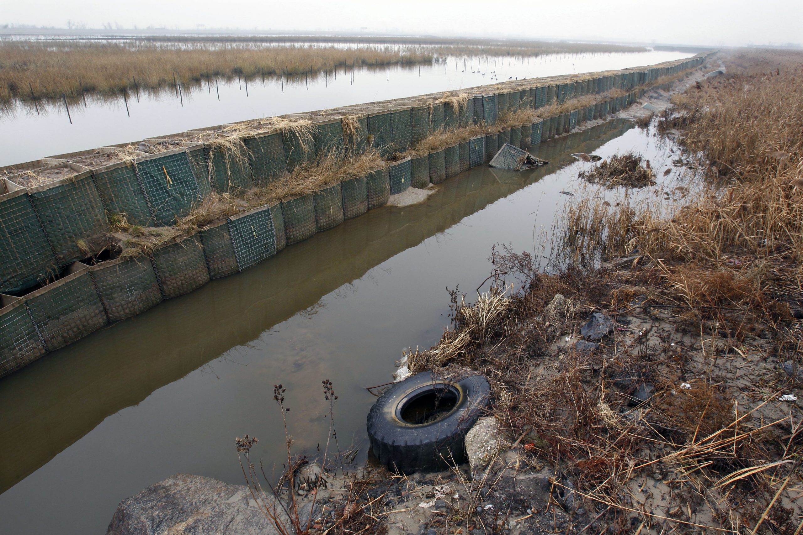 Sandy-flooded inland towns in NJ see no solutions