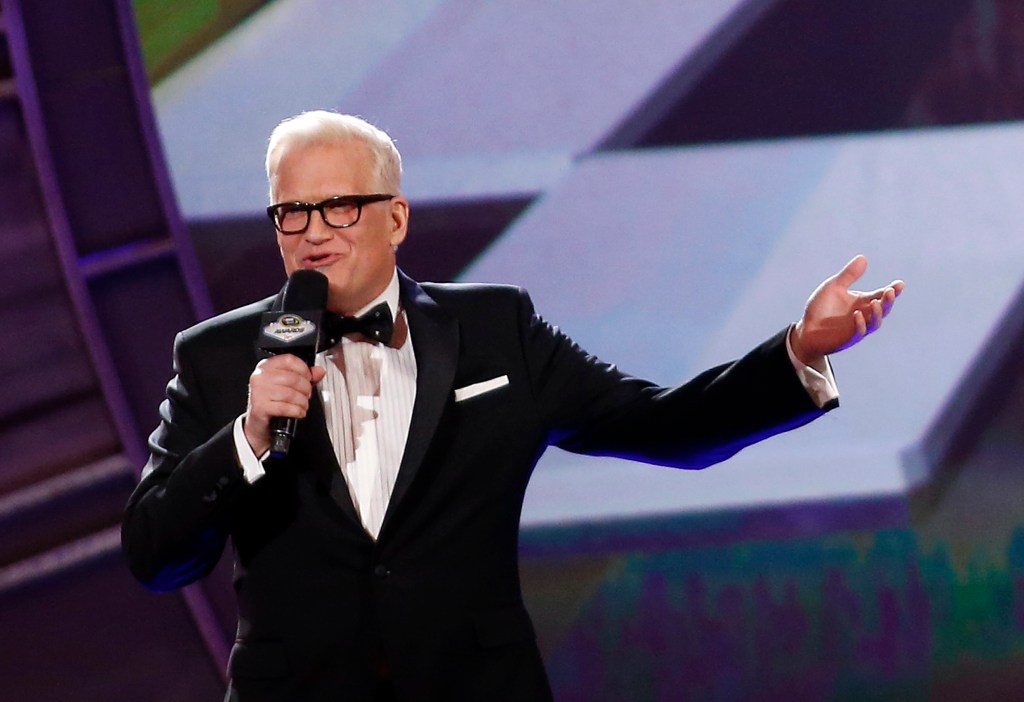 Drew Carey hitting the campaign trail for Gary Johnson