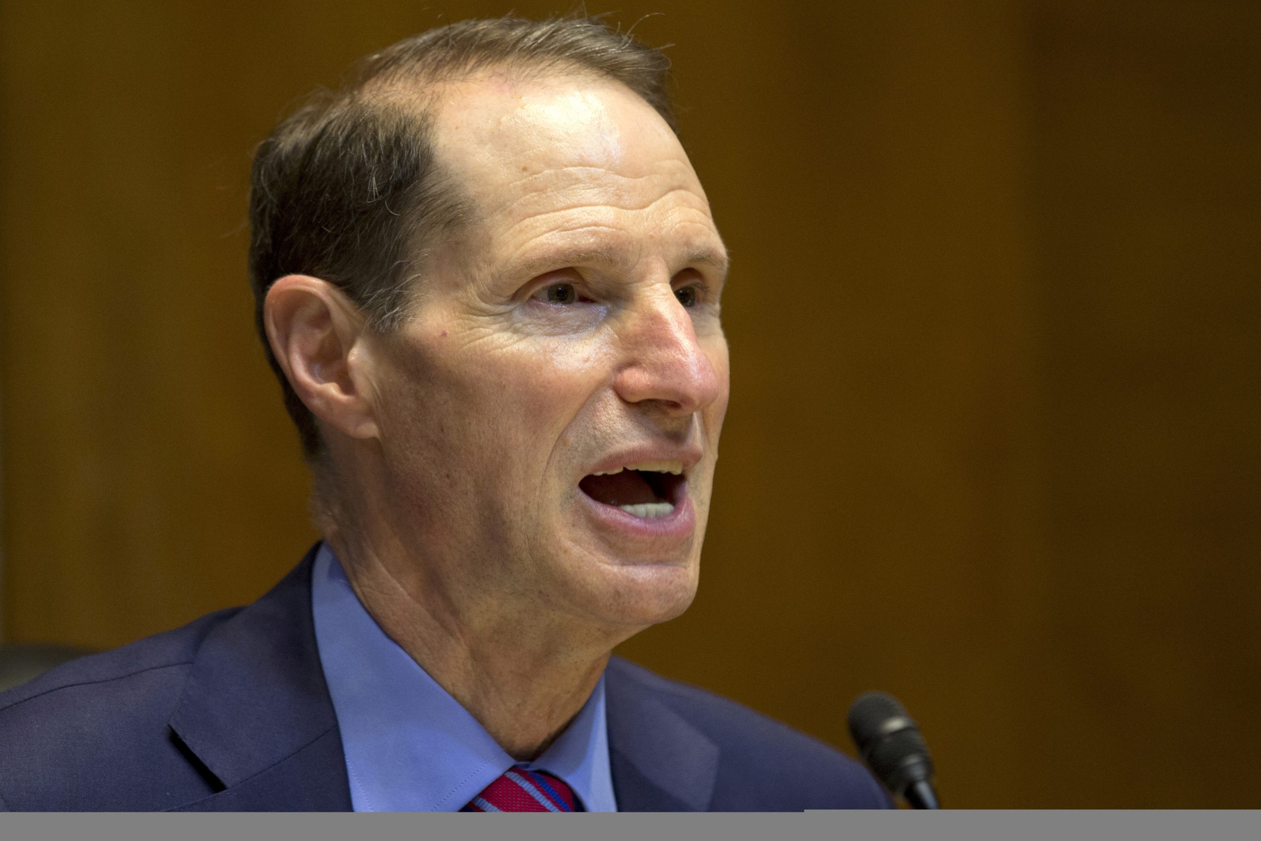 Even Republicans praise incoming Democratic Finance Chairman Ron Wyden