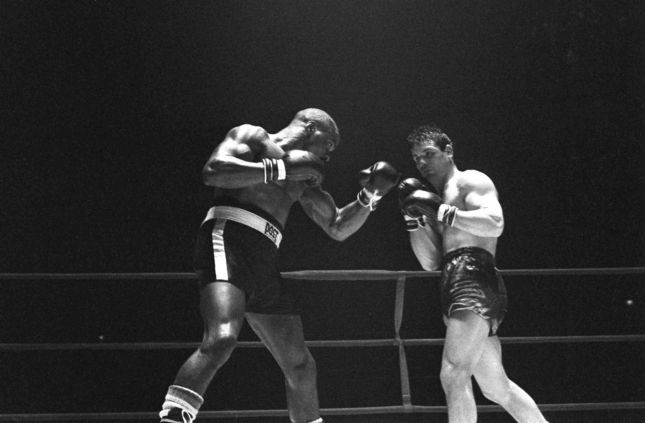 Boxer Rubin ‘Hurricane’ Carter dies at 76