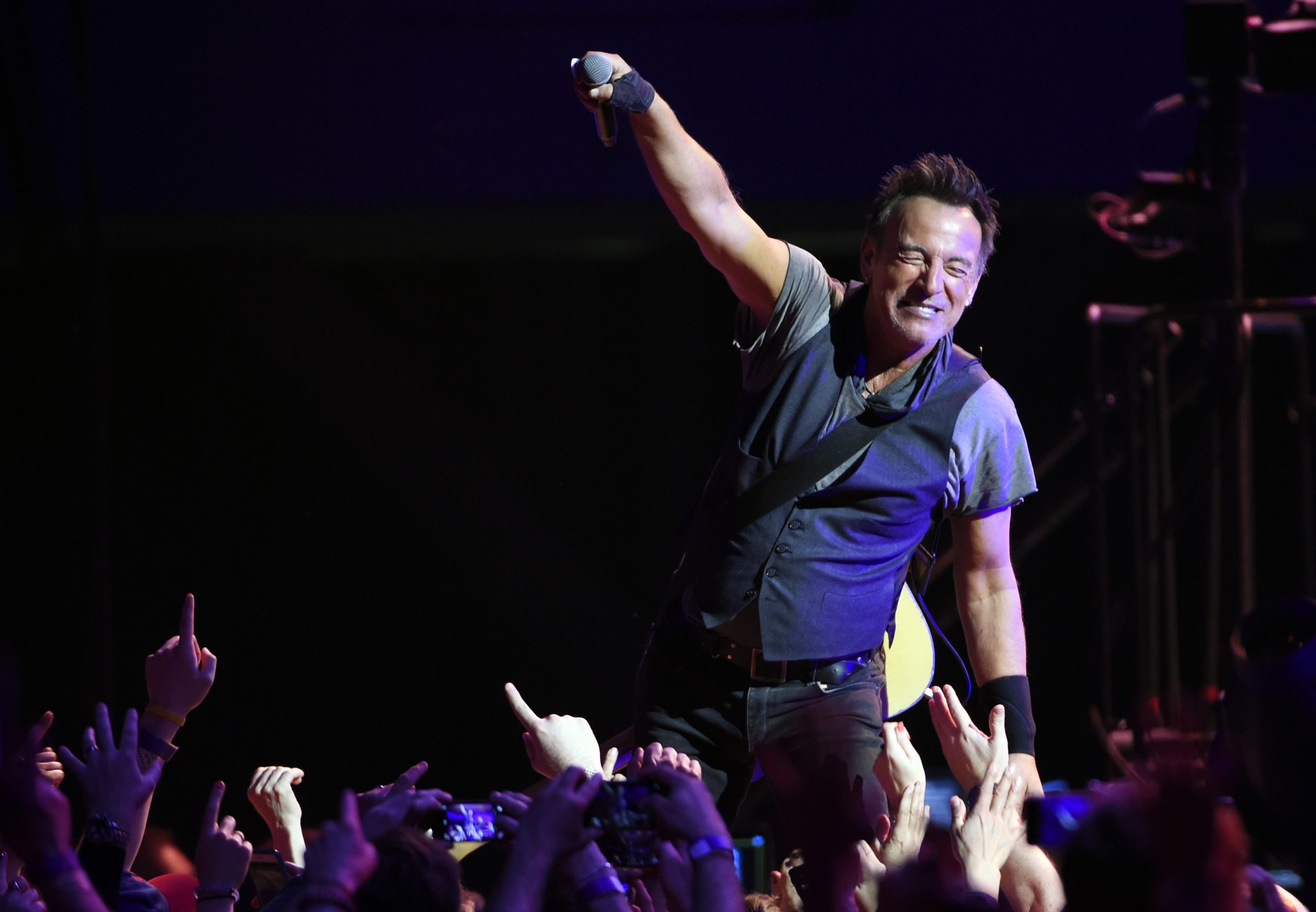 Bruce Springsteen scolds Michigan for potential anti-transgender law