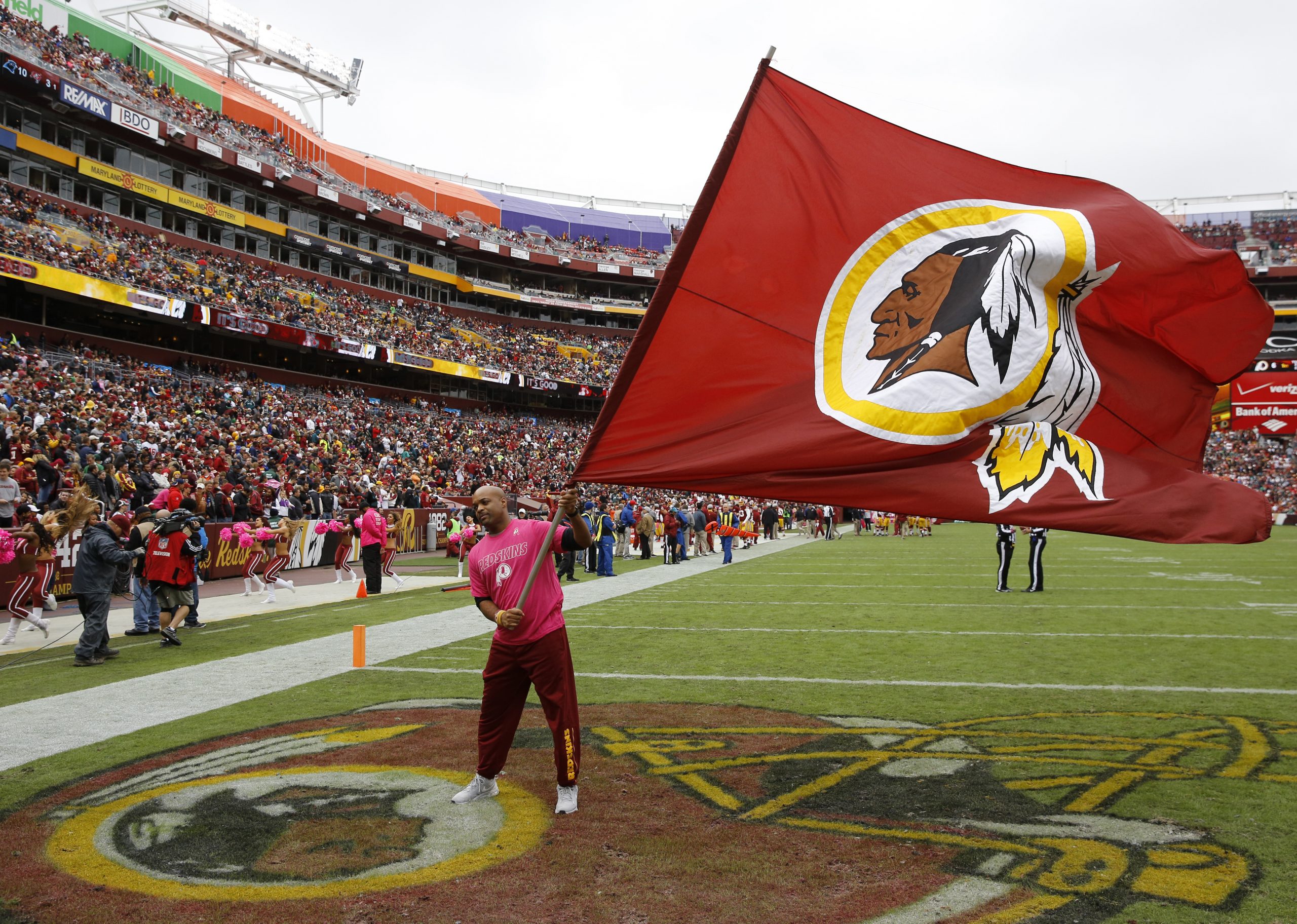 Redskins to undergo 'thorough review' of team name