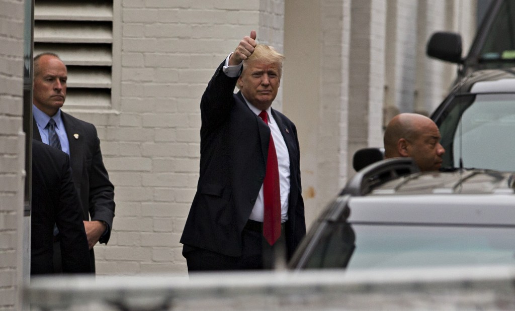 Trump set to meet with GOP senators
