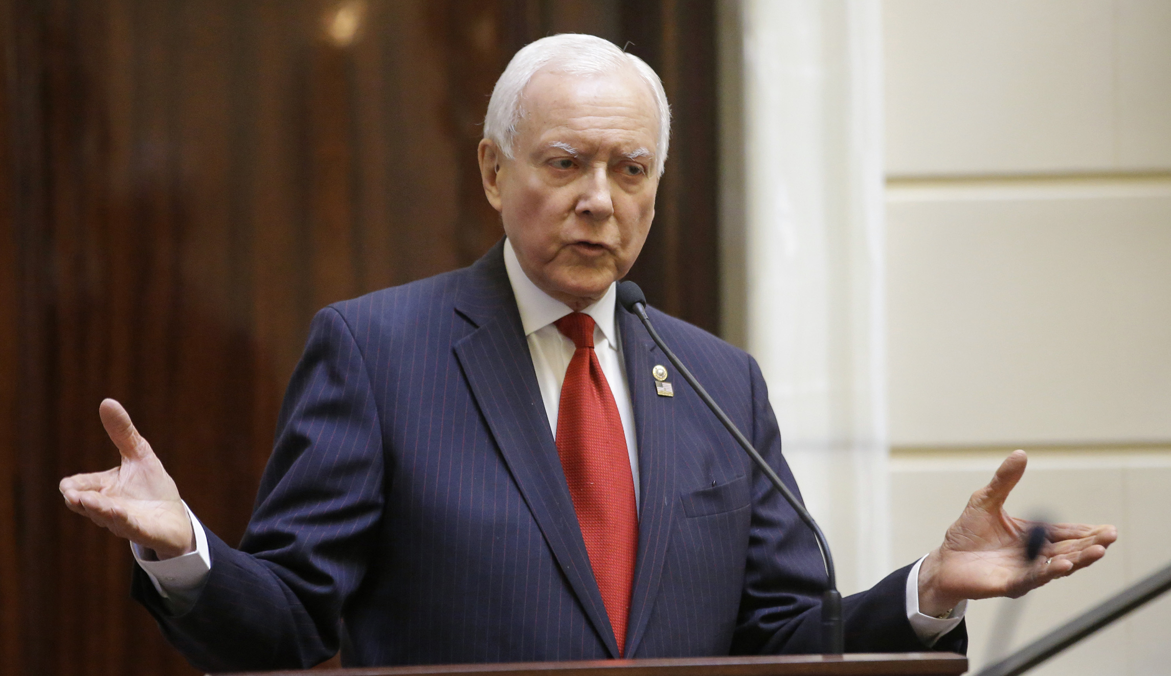 GOP senators heap praise on Orrin Hatch after his retirement announcement