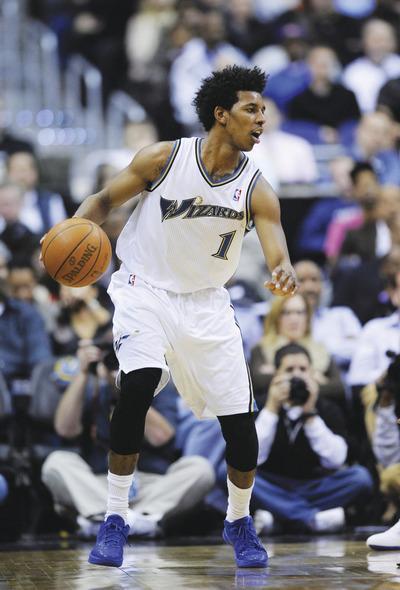 Young re-signs with Wizards