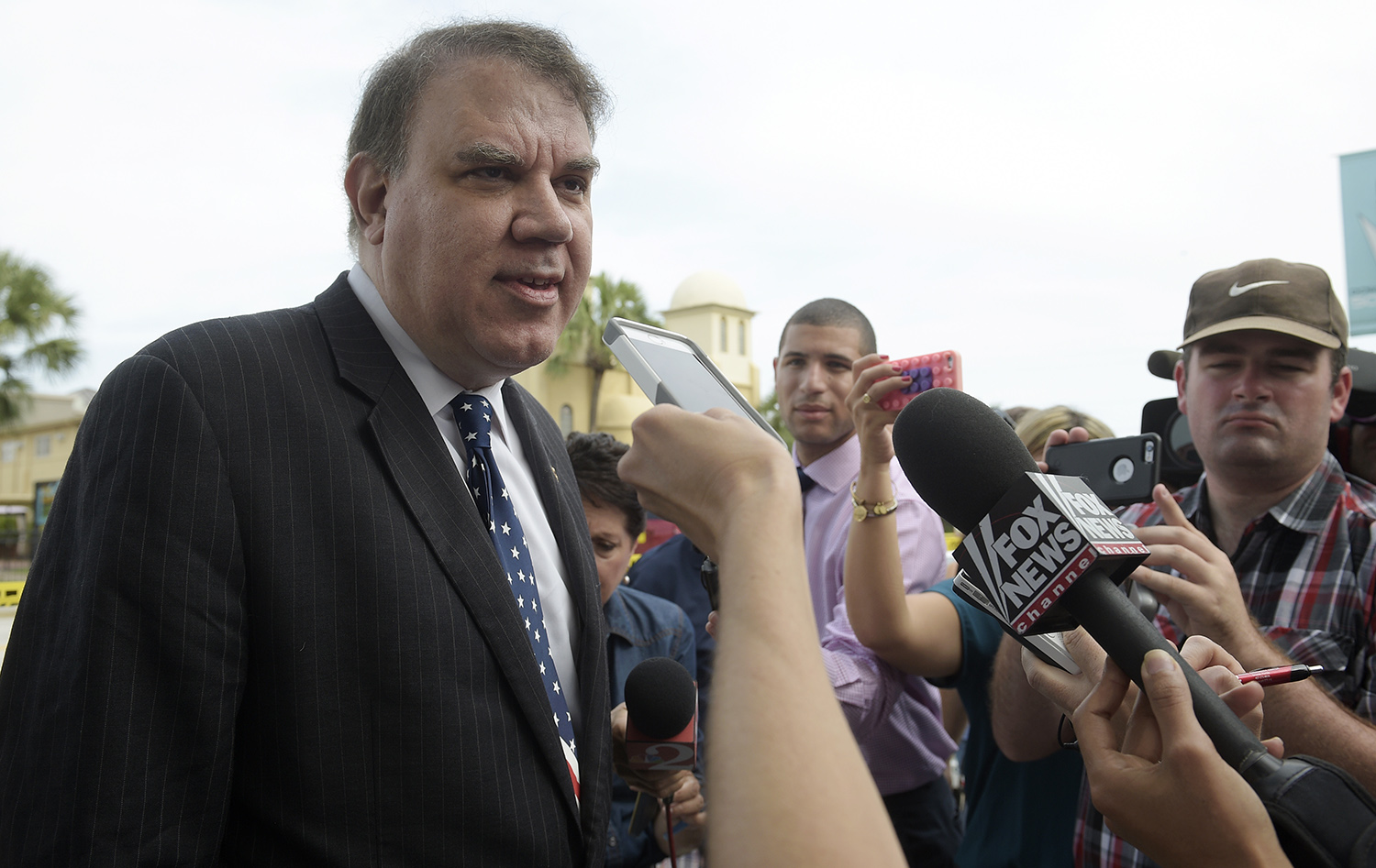 Liberals abandon Grayson after domestic abuse claims