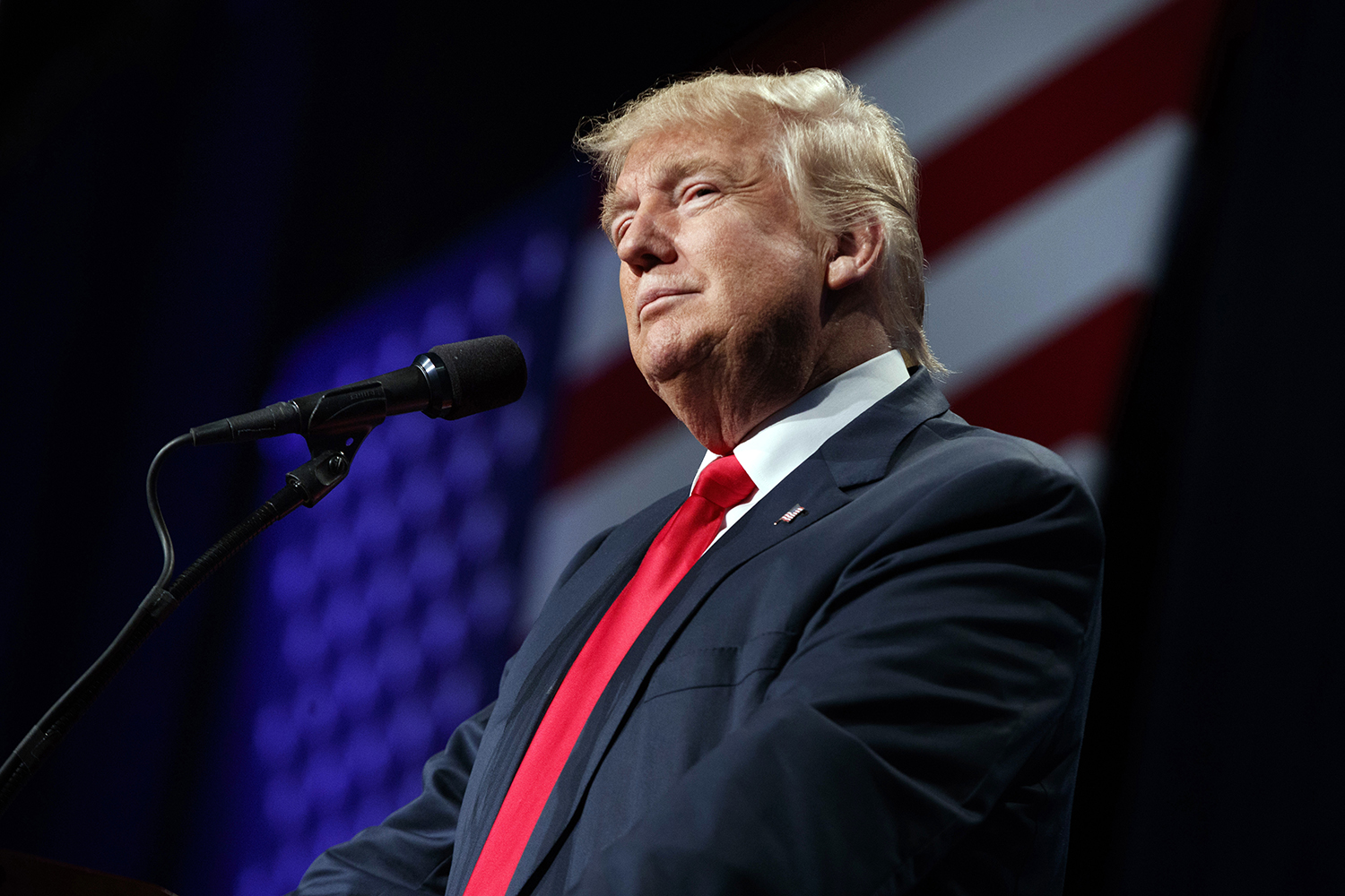 Trump says he will meet leaders of Mexico and Canada to renegotiate NAFTA
