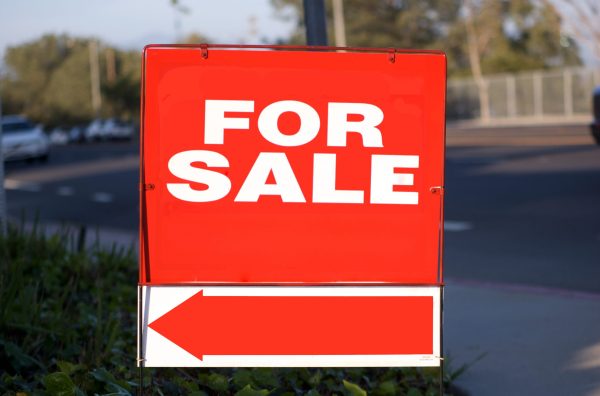 Officials battling signs across Northern Virginia