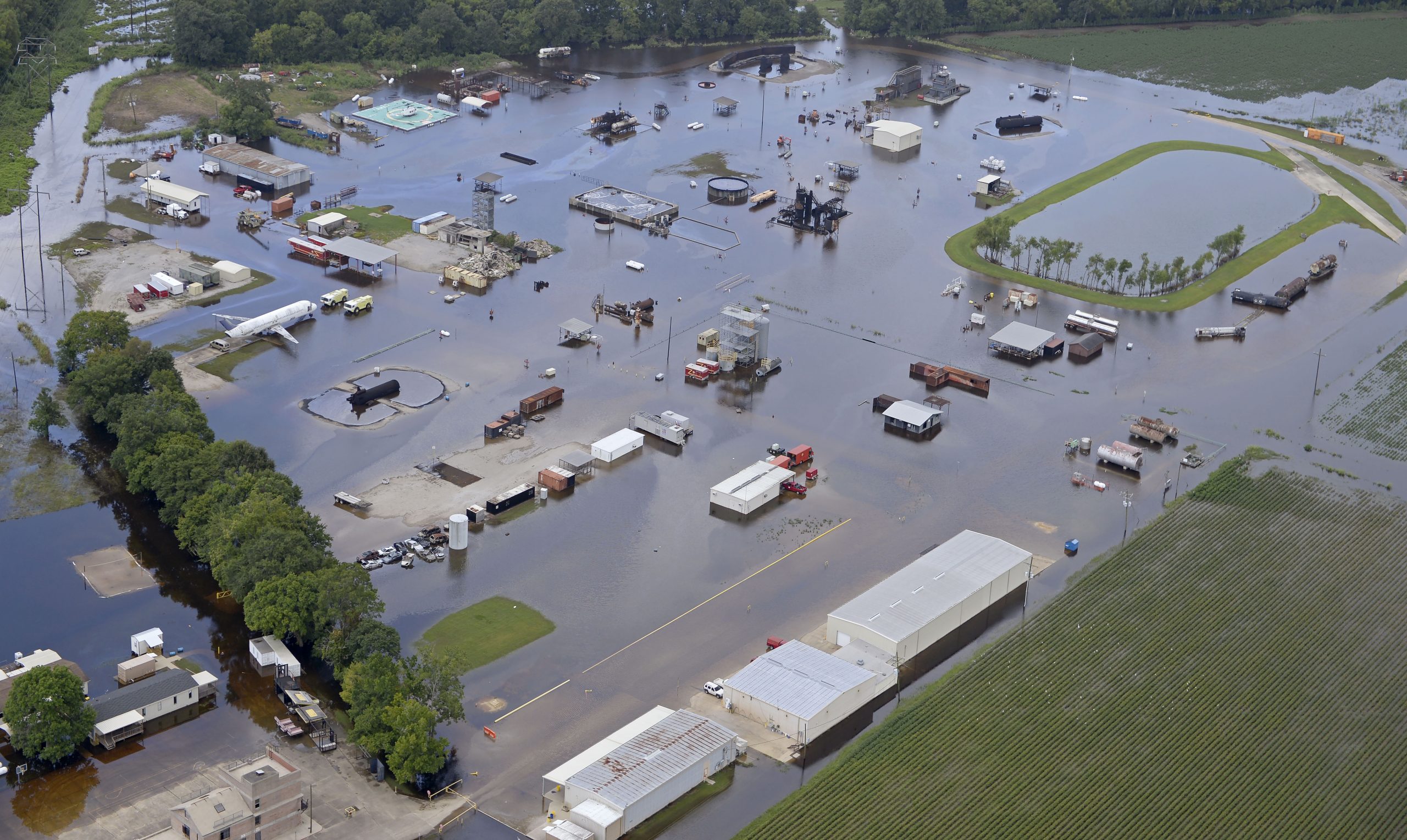 Media predictably treats Bush, Obama differently on Louisiana disasters