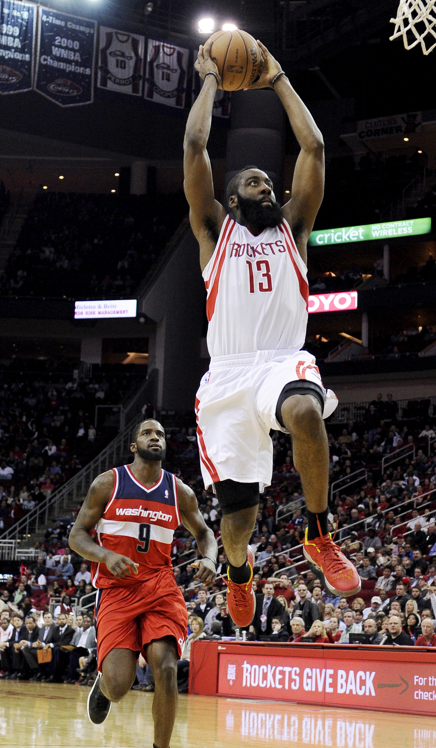 Harden scores 31 to lead Rockets over Wizards