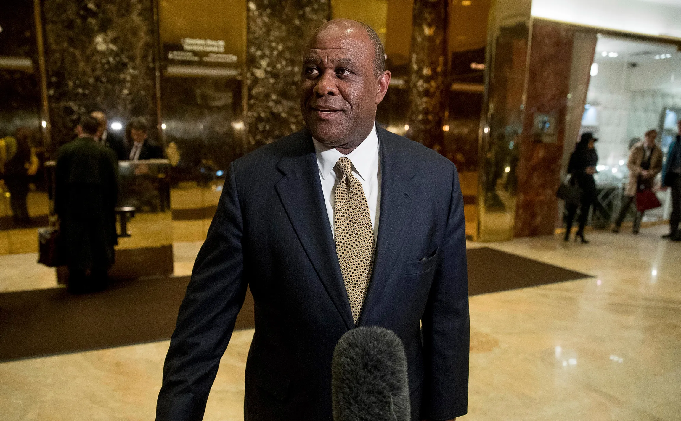 Trump weighing Lockheed Martin executive to lead Veterans Affairs