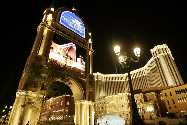 Sheldon Adelson represents the interests of a handful of brick-and-mortar casinos in Las Vegas that want to make sure all gaming is done in the actual casino. (AP Photo)