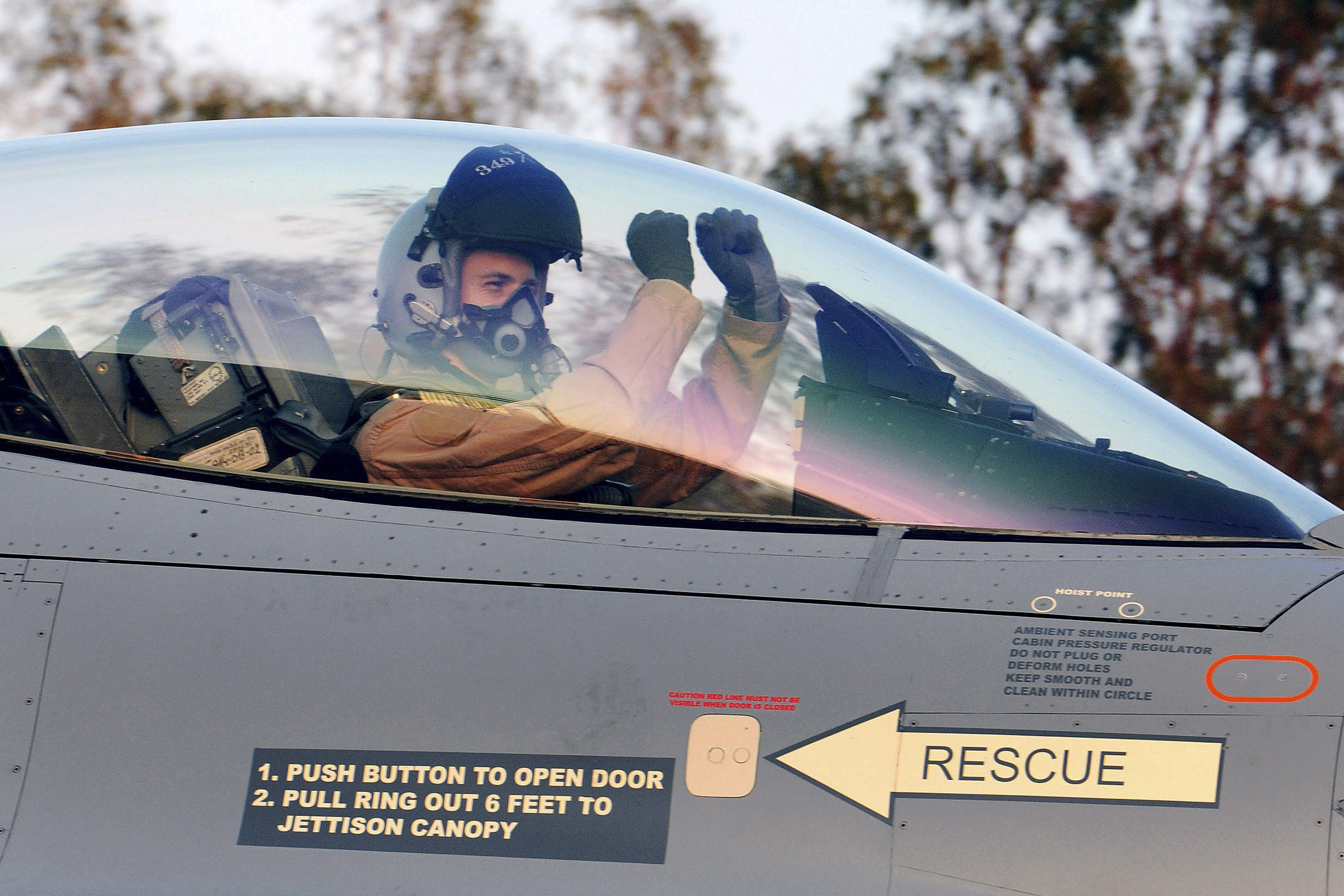 Britain joins fight against Islamic State group