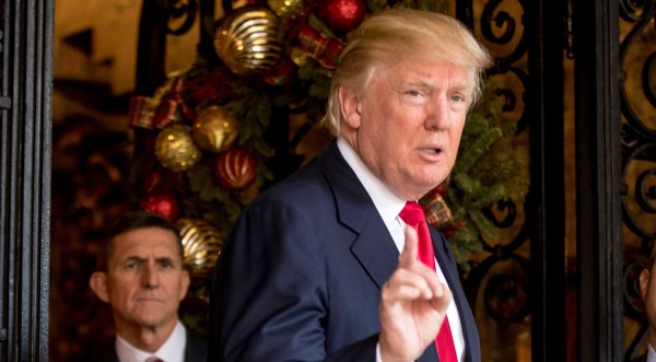 Democrats tie Trump to Russia as Republicans focus on leaks