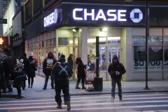 Big banks write their living wills
