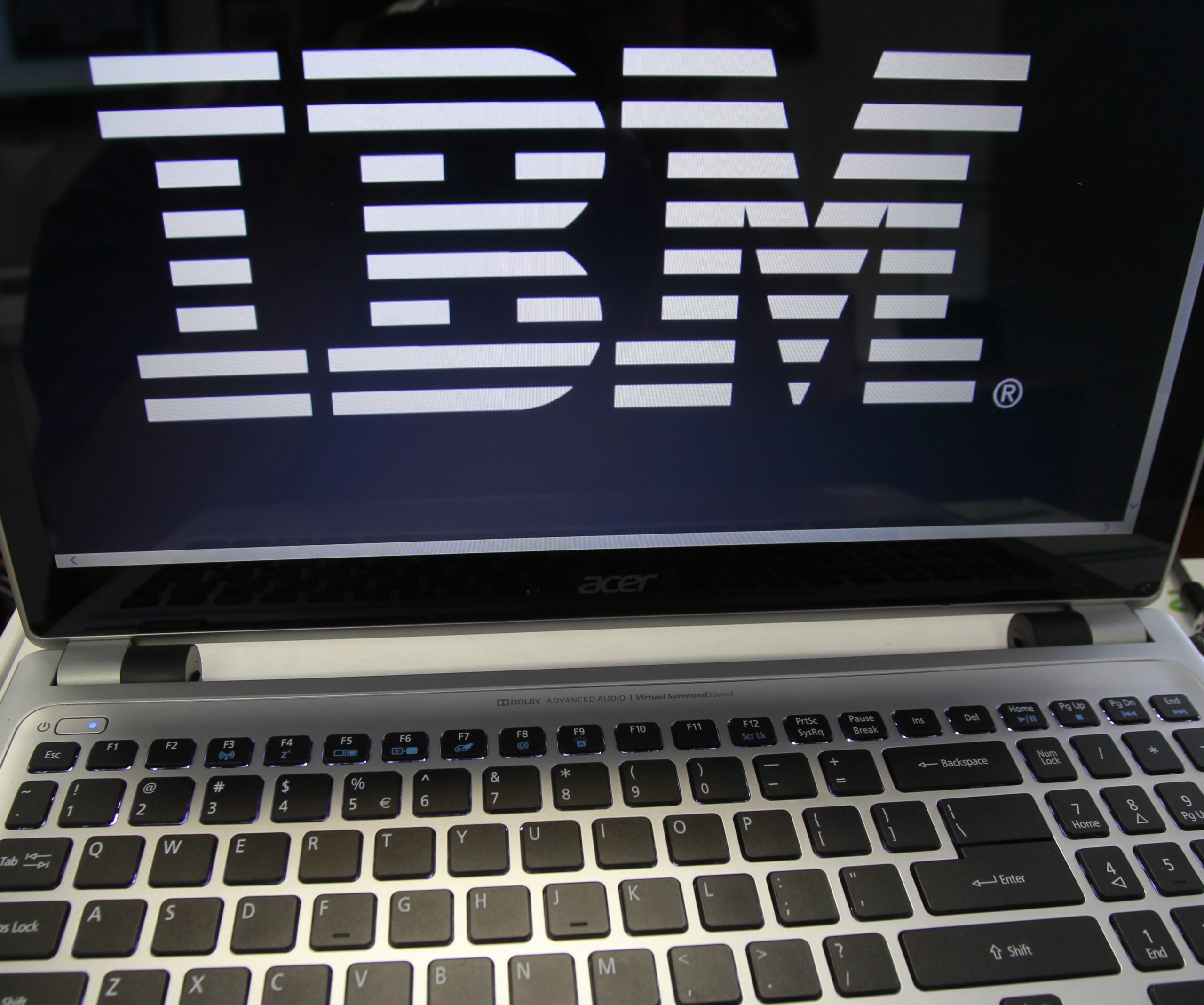 Report: IBM to announce plan to hire 2,000 vets during Trump meeting